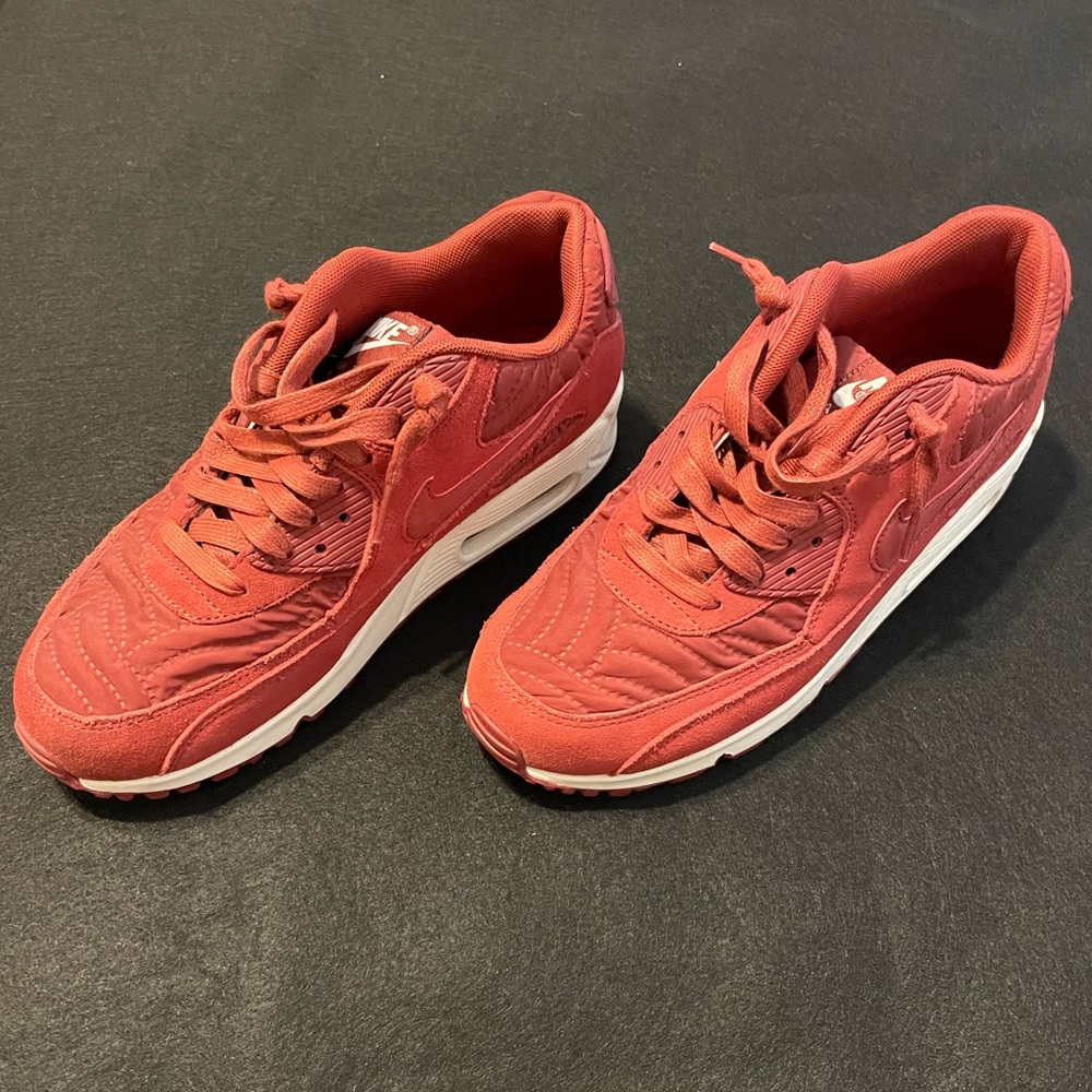 Women’s Nike Airmax 90